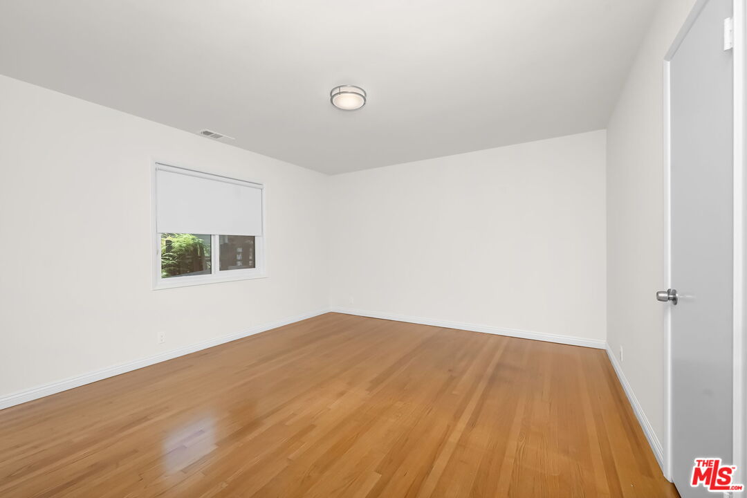 2007 E Villa St Unit: D