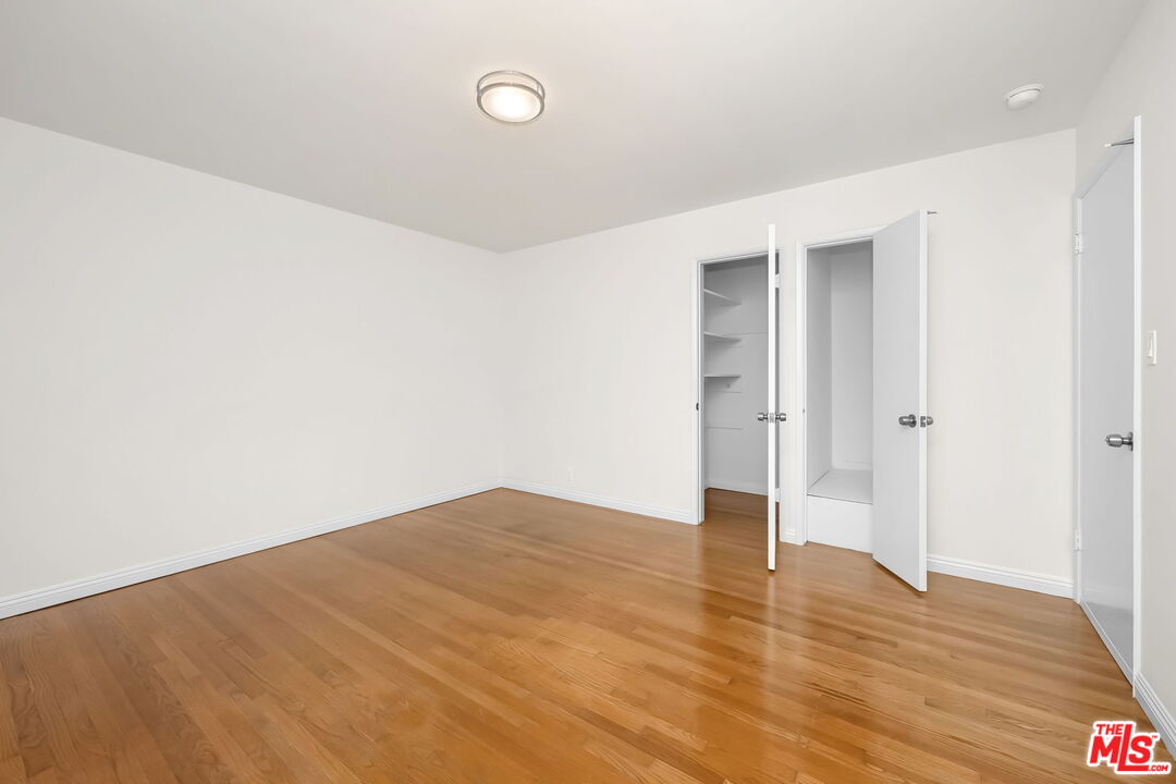 2007 E Villa St Unit: D