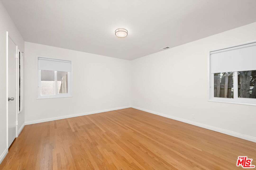 2007 E Villa St Unit: D