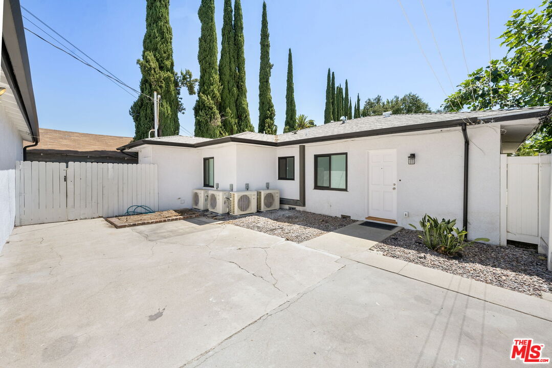 2007 E Villa St Unit: D