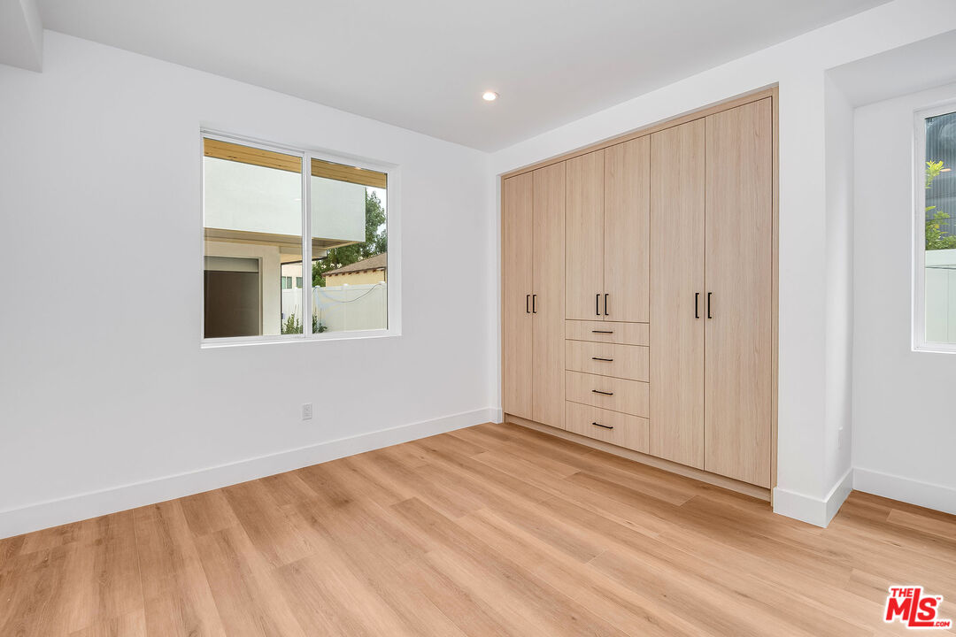 5321 Ben Ave Unit: 3