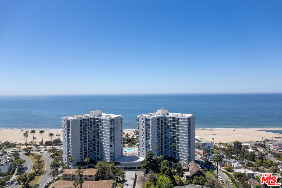 201 Ocean Ave Unit: 810B