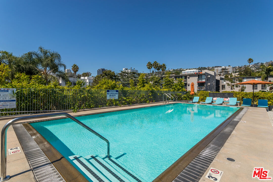 901 Hancock Ave Unit: 206