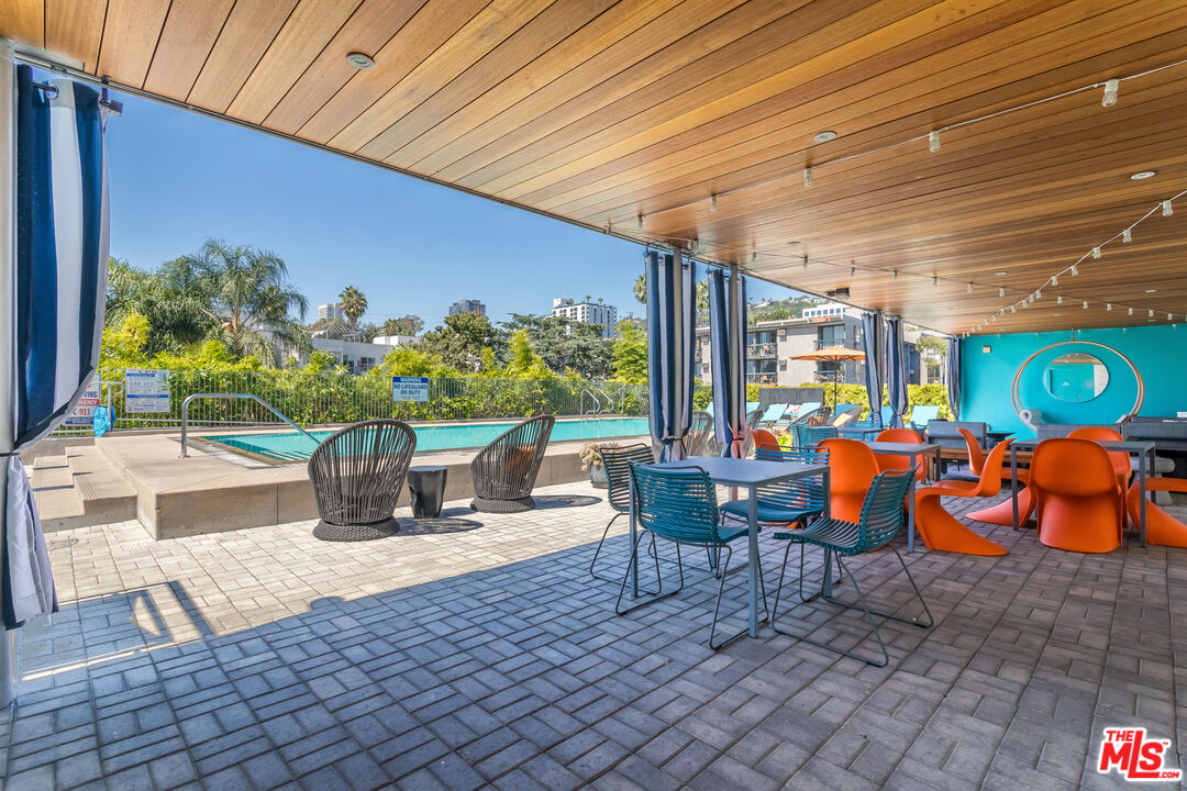 901 Hancock Ave Unit: 206