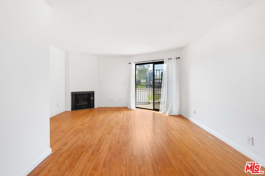 11975 Texas Ave Unit: 101