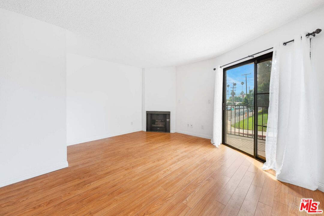 11975 Texas Ave Unit: 101