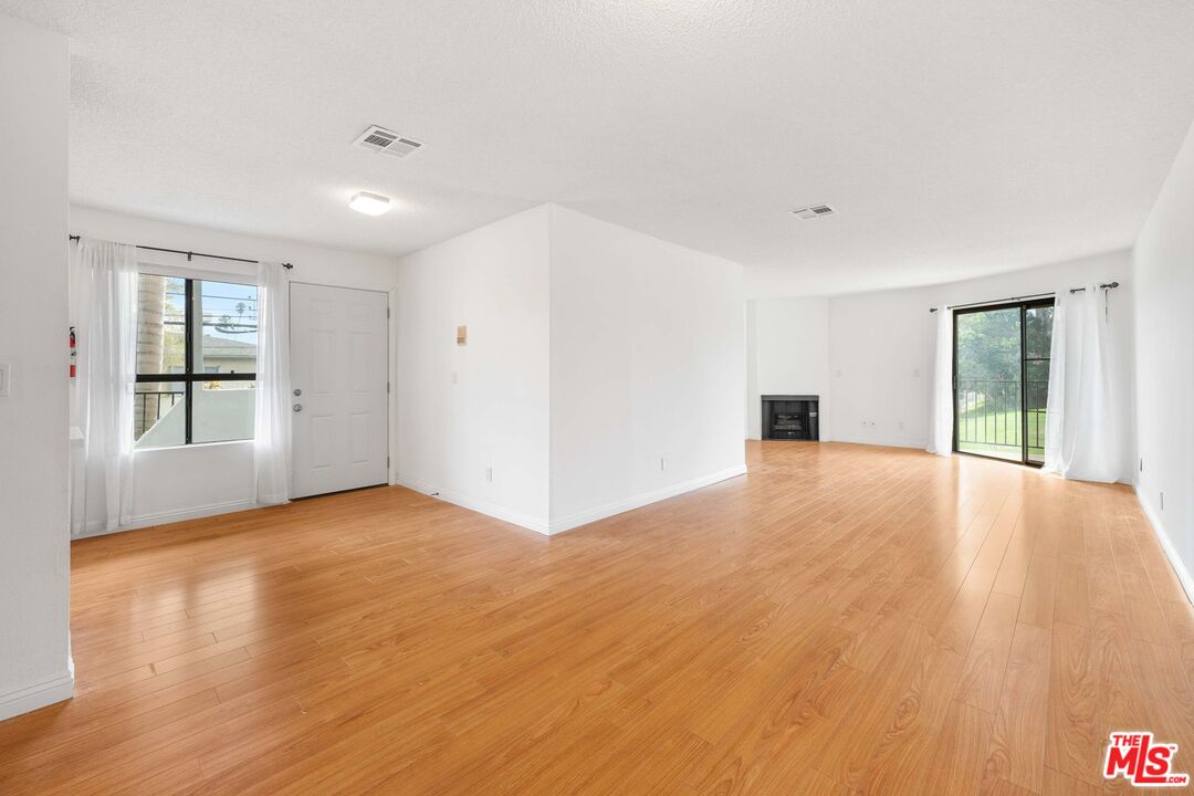 11975 Texas Ave Unit: 101