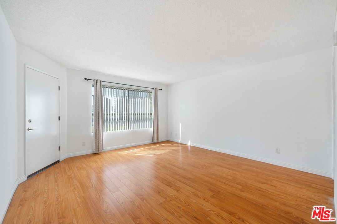 11975 Texas Ave Unit: 101