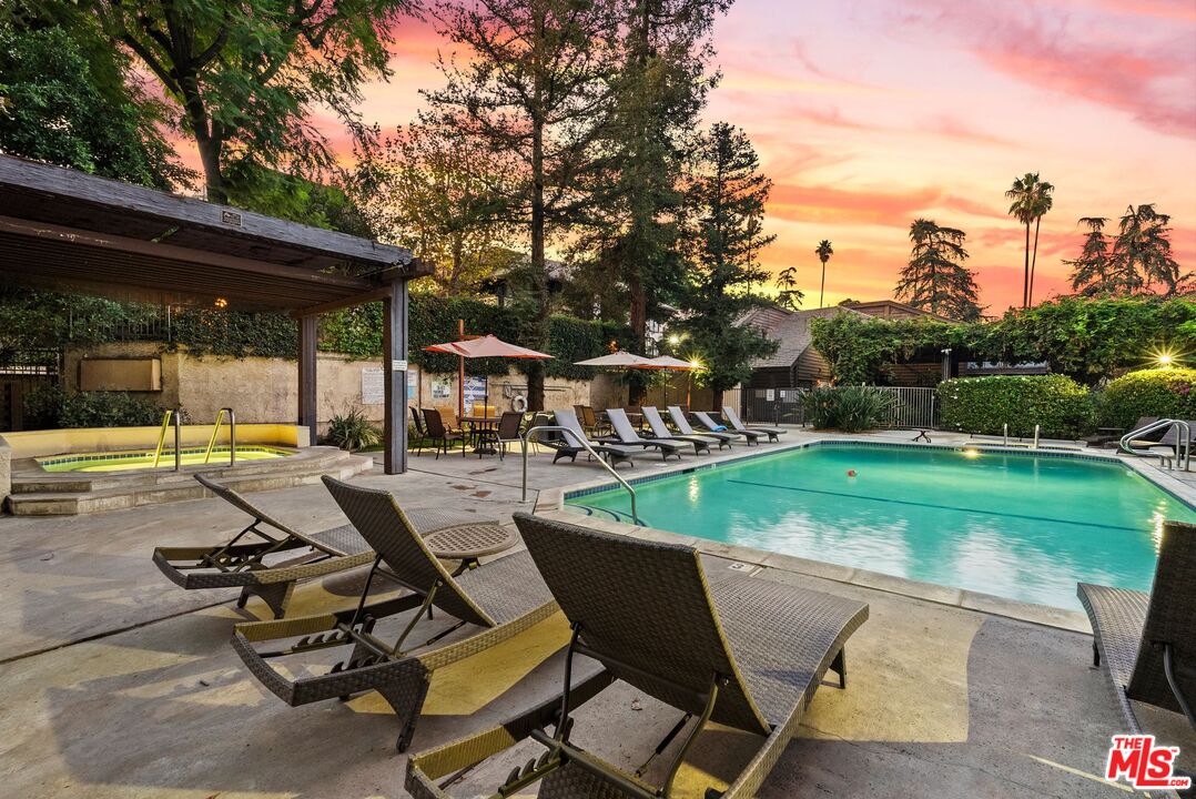 15050 Sherman Way Unit: 140