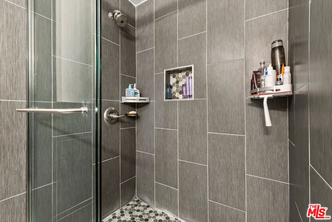 15050 Sherman Way Unit: 140