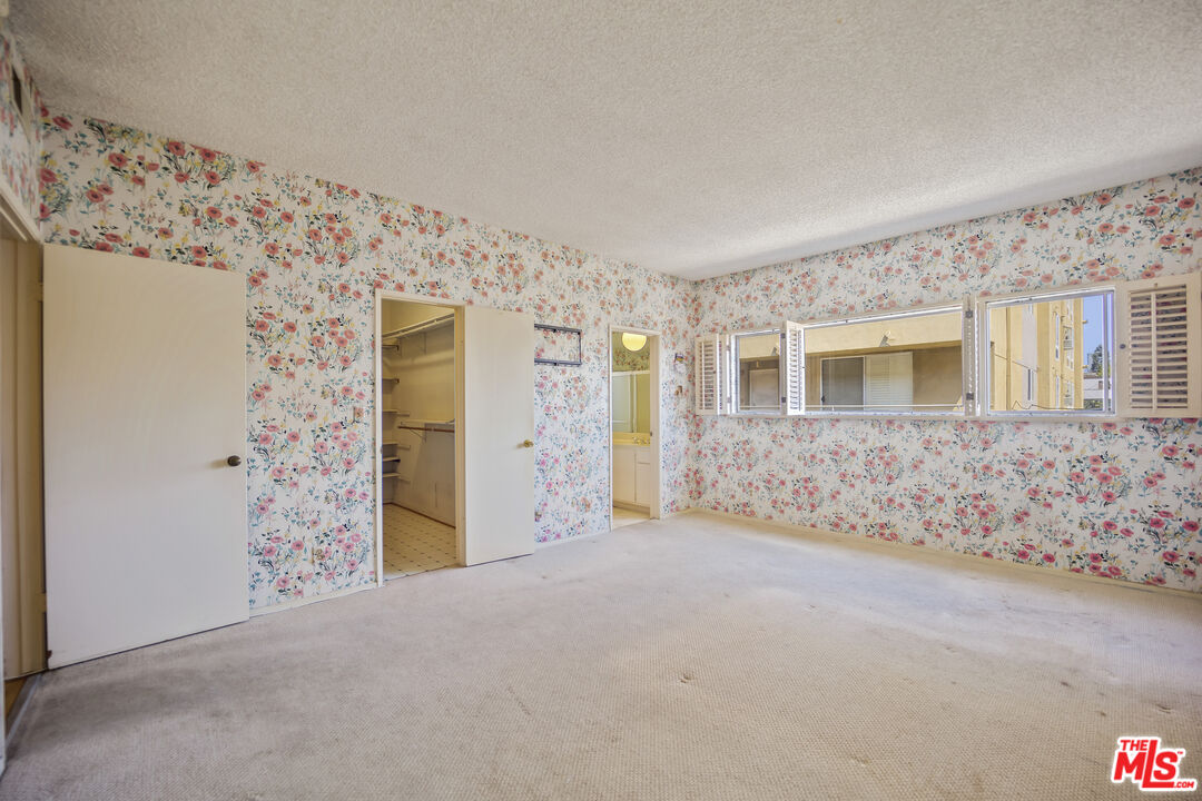 1818 Pelham Ave Unit: 205