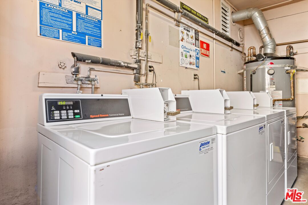 1722 Brockton Ave Unit: 11