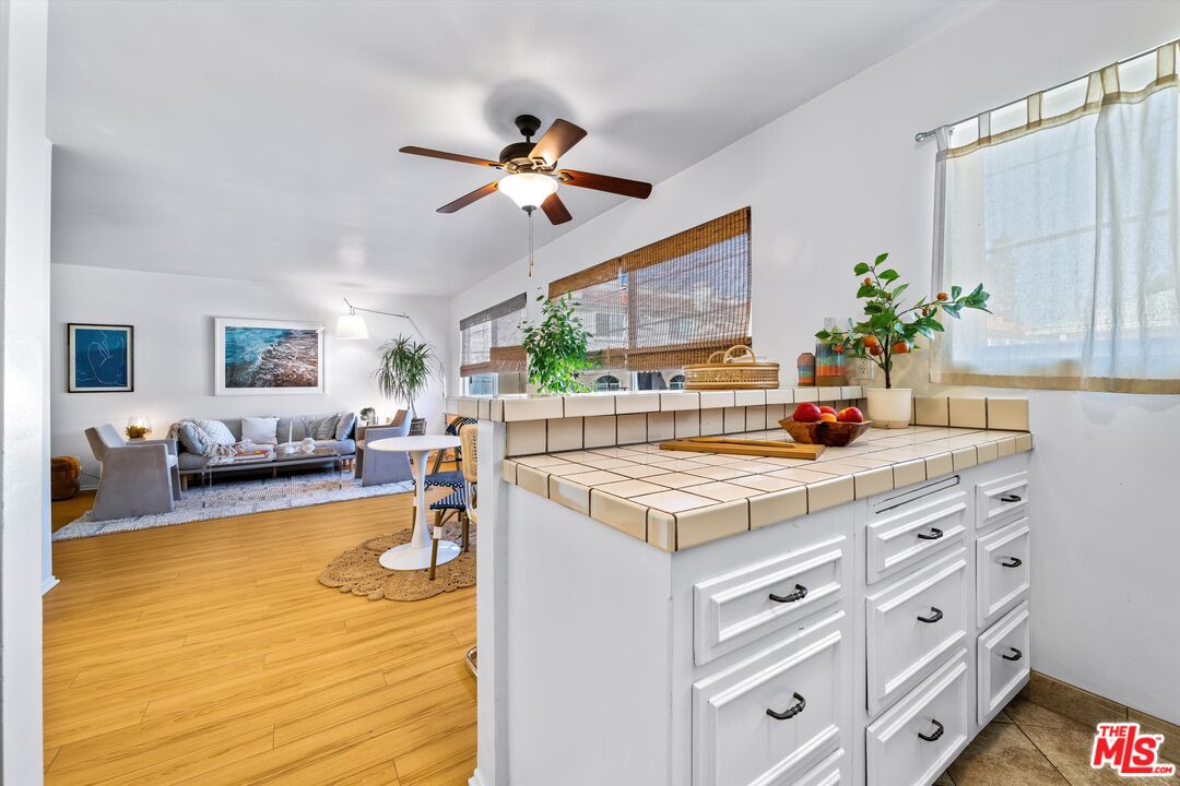 1722 Brockton Ave Unit: 11