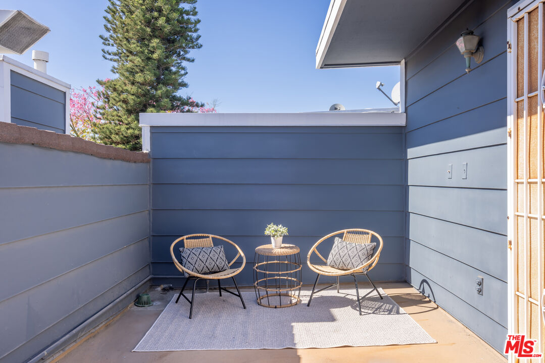 4511 Murietta Ave Unit: 6