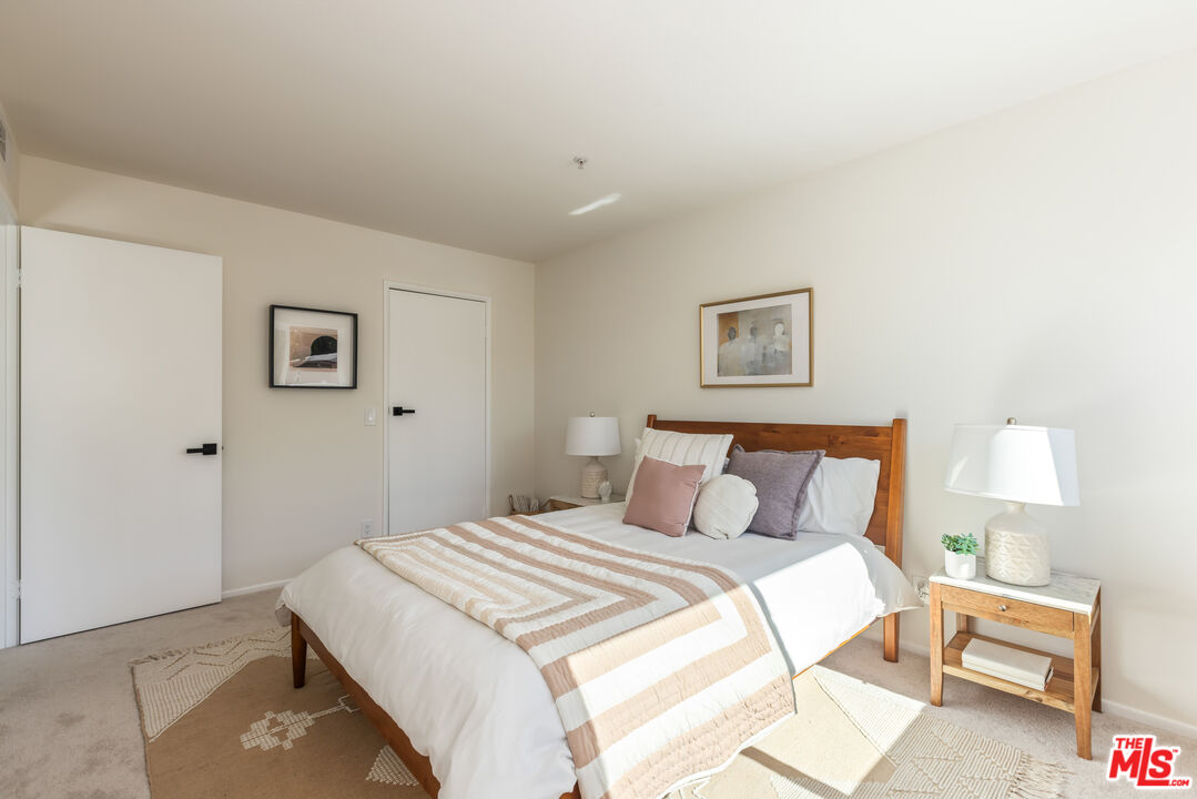 4511 Murietta Ave Unit: 6