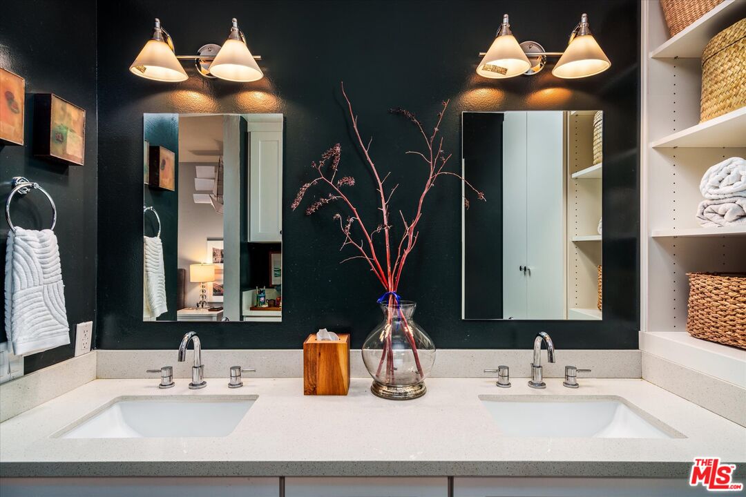 400 N Louise St Unit: 105