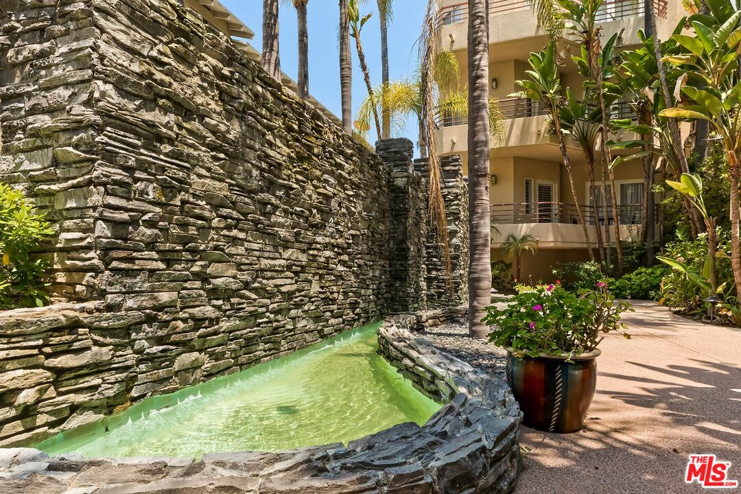 14290 Dickens St Unit: 303