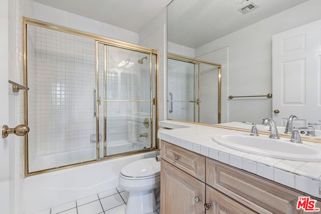 14290 Dickens St Unit: 303