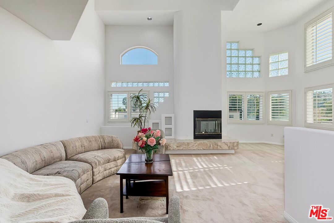 14290 Dickens St Unit: 303