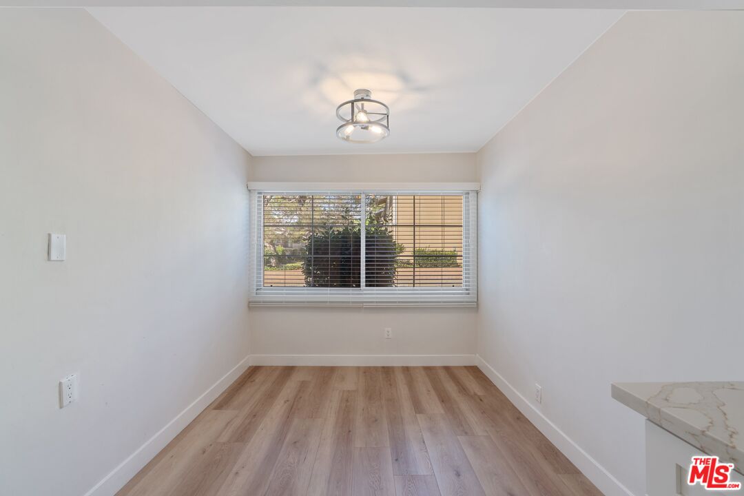 3500 W Manchester Blvd Unit: 319