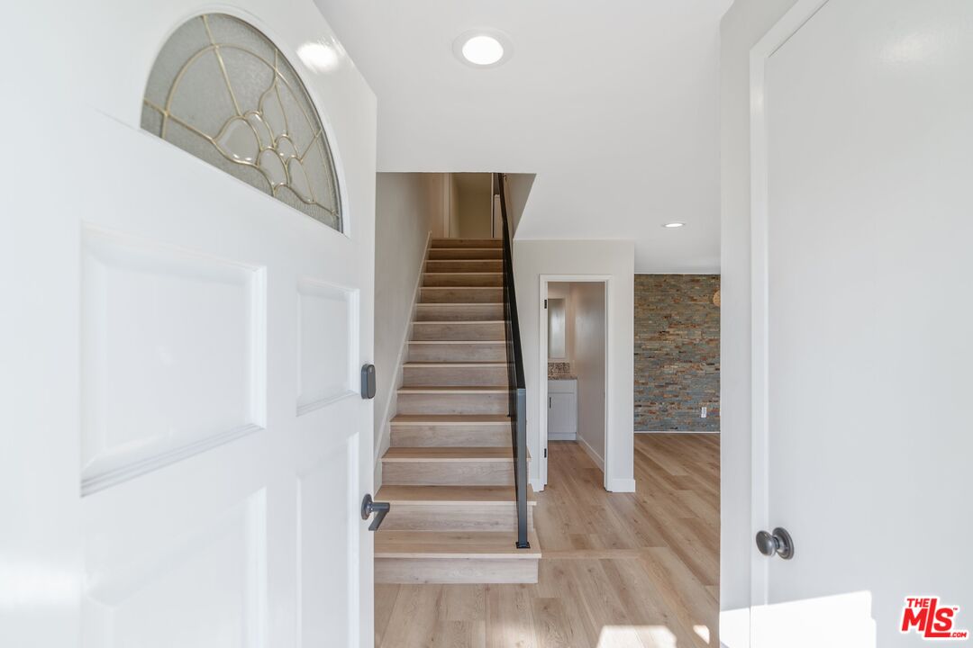 3500 W Manchester Blvd Unit: 319