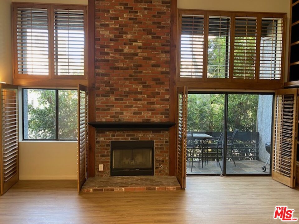 1937 S Beverly Glen Blvd Unit: 46