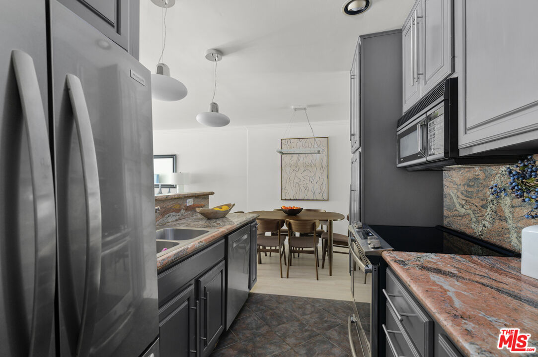 1745 Camino Palmero St Unit: 336