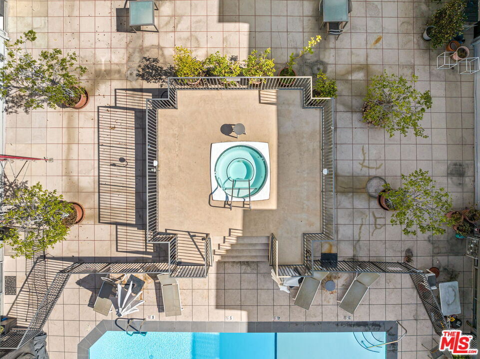 1745 Camino Palmero St Unit: 336