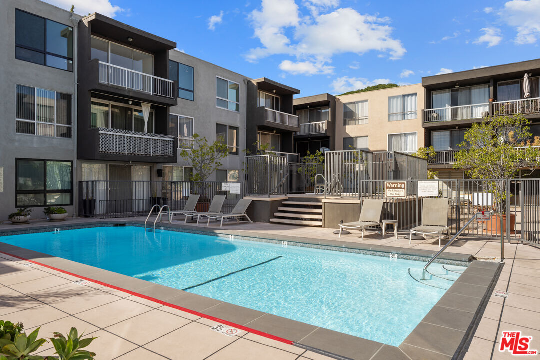 1745 Camino Palmero St Unit: 336