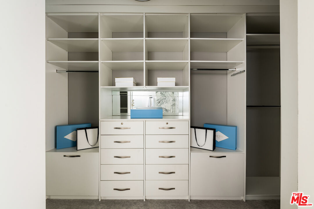 1100 Alta Loma Rd Unit: 705