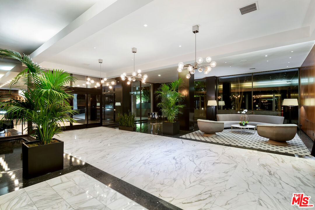 1100 Alta Loma Rd Unit: 705