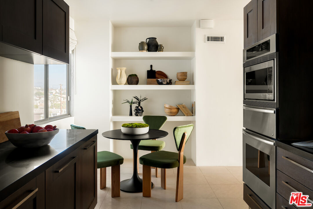 1100 Alta Loma Rd Unit: 705