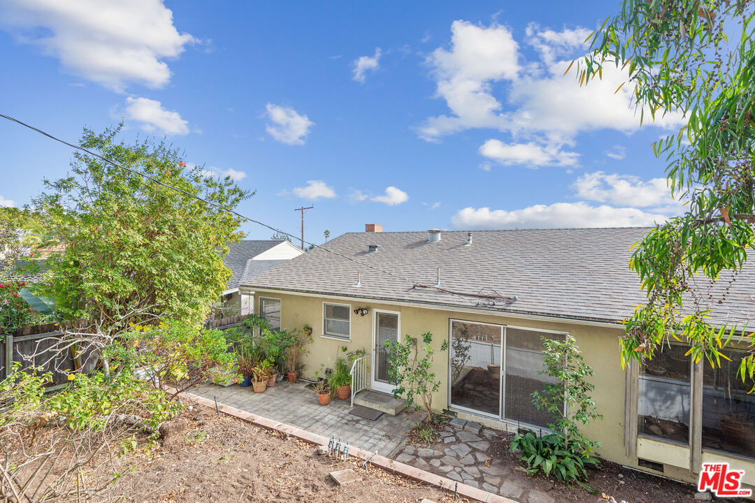 1415 Sunset Ave