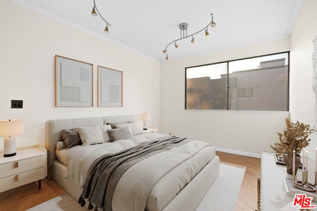 325 N Oakhurst Dr Unit: 501