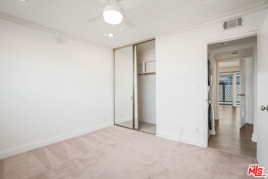 4950 Louise Ave Unit: 302