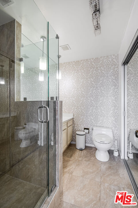 339 N Palm Dr Unit: 601