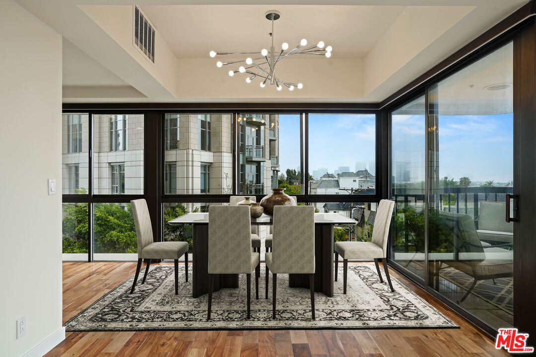 10790 Wilshire Blvd Unit: 305