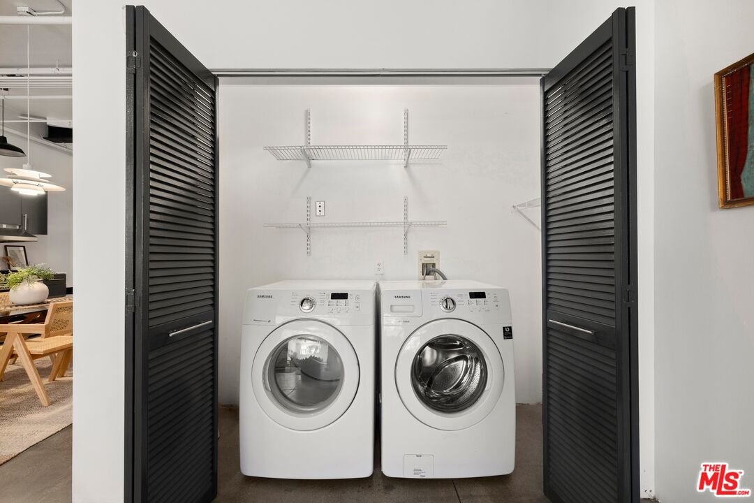 500 Molino St Unit: 114