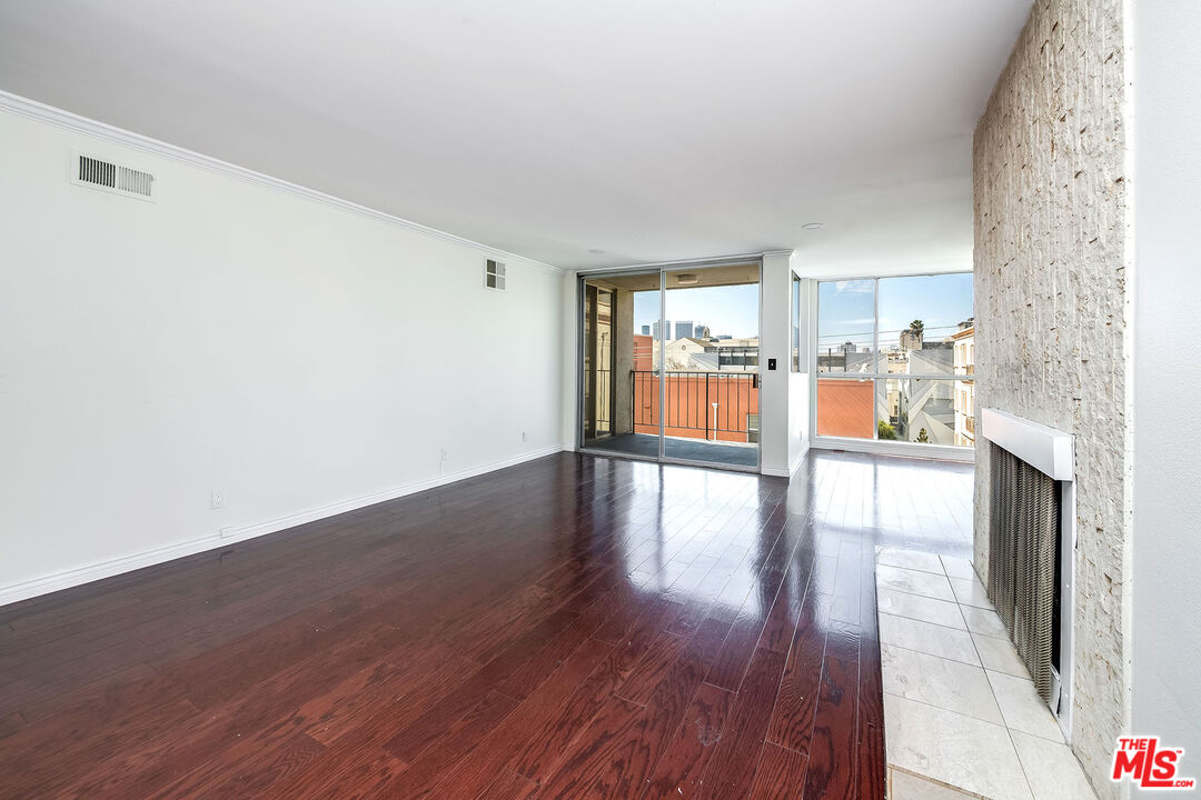 137 S Palm Dr Unit: 503