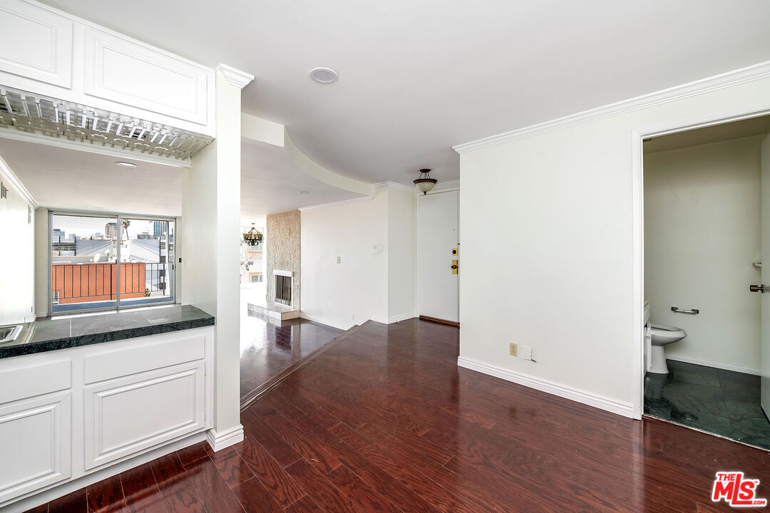 137 S Palm Dr Unit: 503