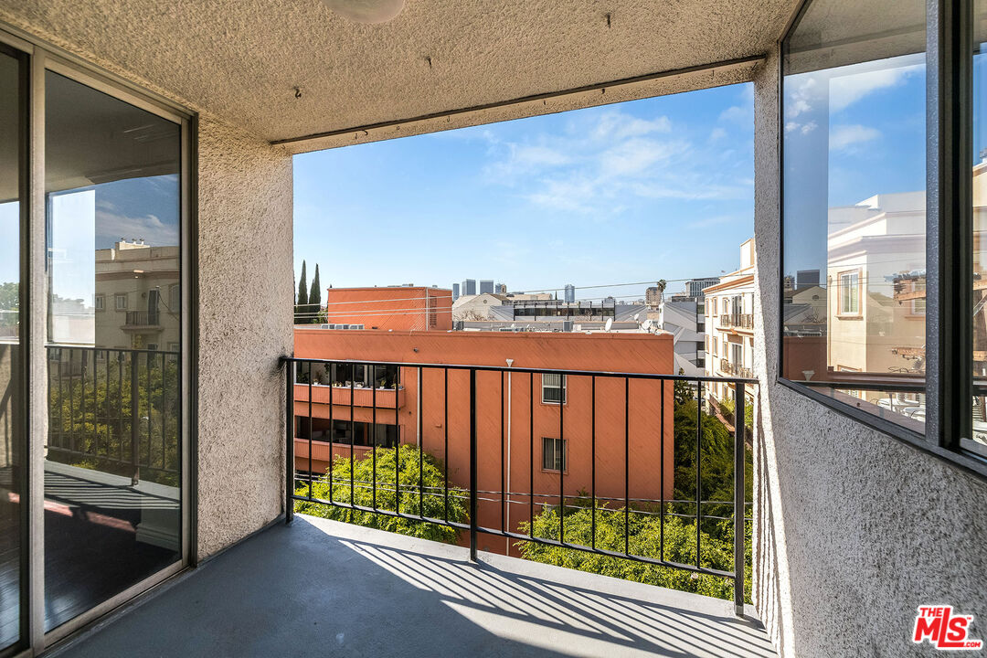 137 S Palm Dr Unit: 503