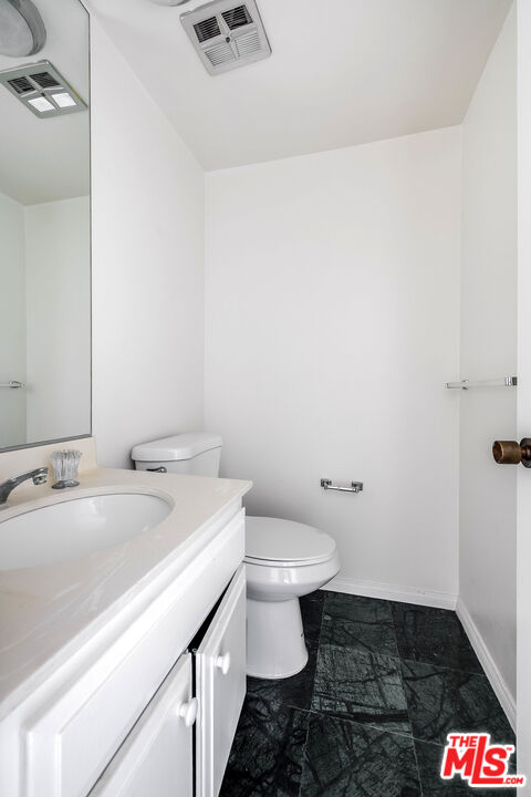 137 S Palm Dr Unit: 503