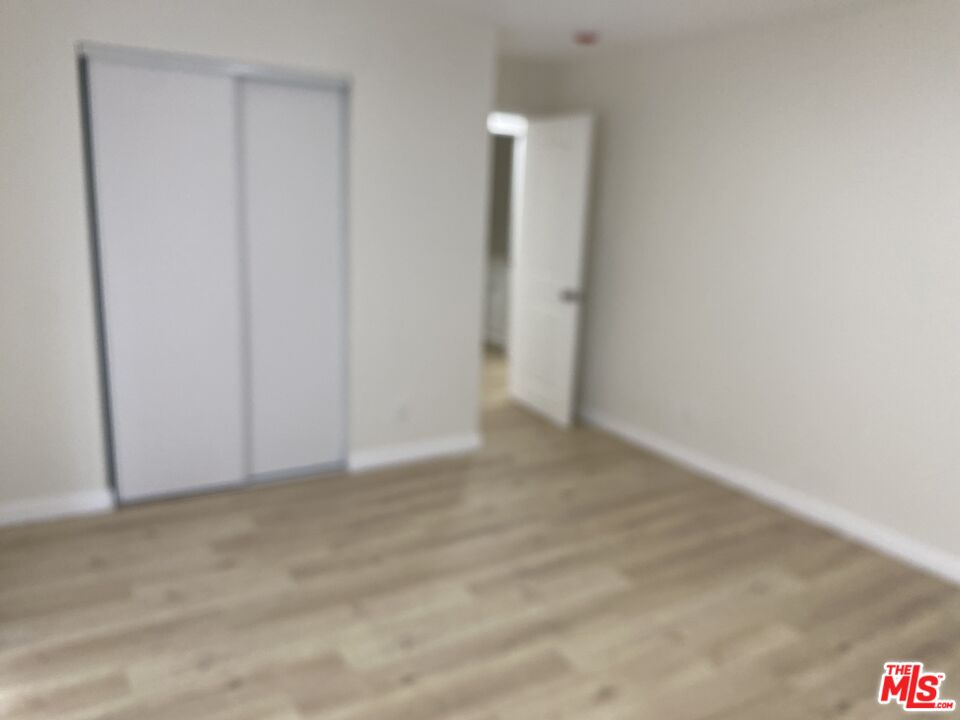 516 Venice Way Unit: 2