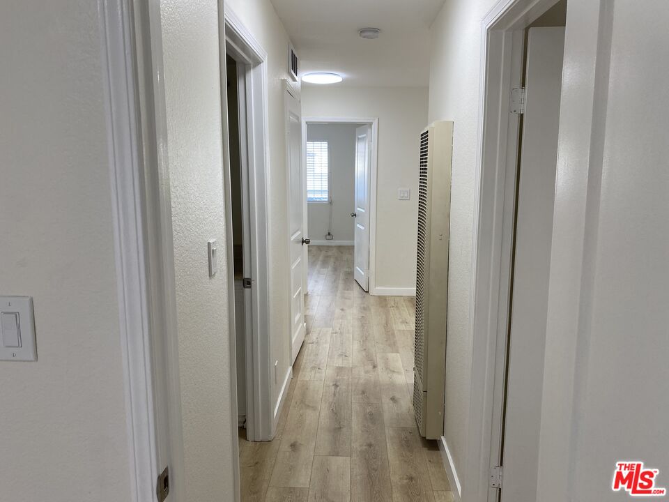 516 Venice Way Unit: 2