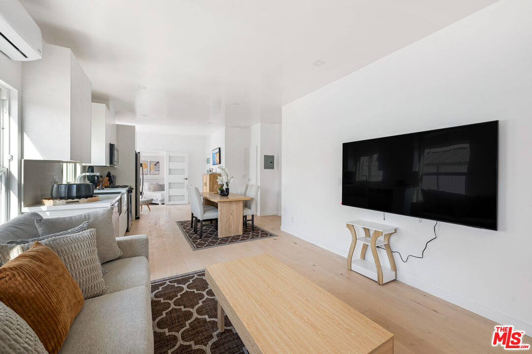 117 W Channel Rd Unit: 115