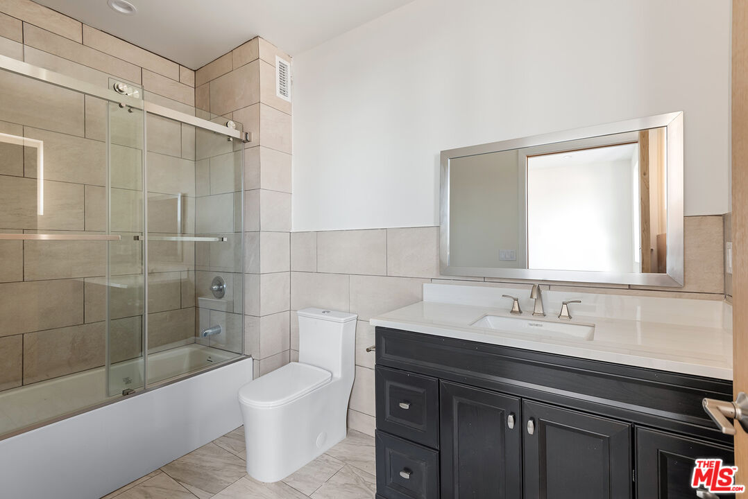 1429 Bedford St Unit: 102