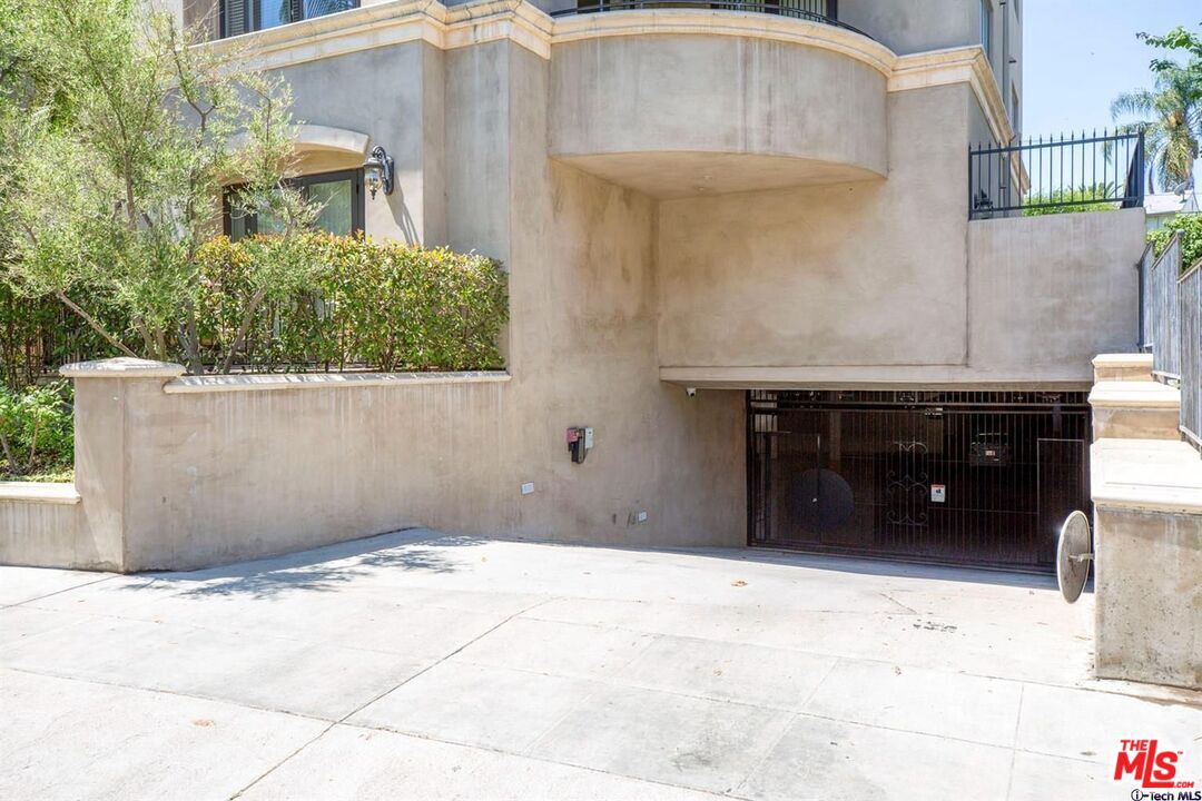 12050 Guerin St Unit: 201