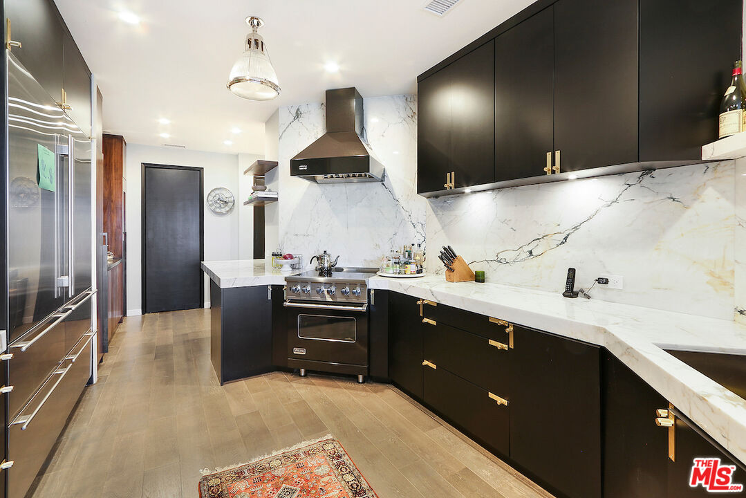 10551 Wilshire Blvd Unit: 1704