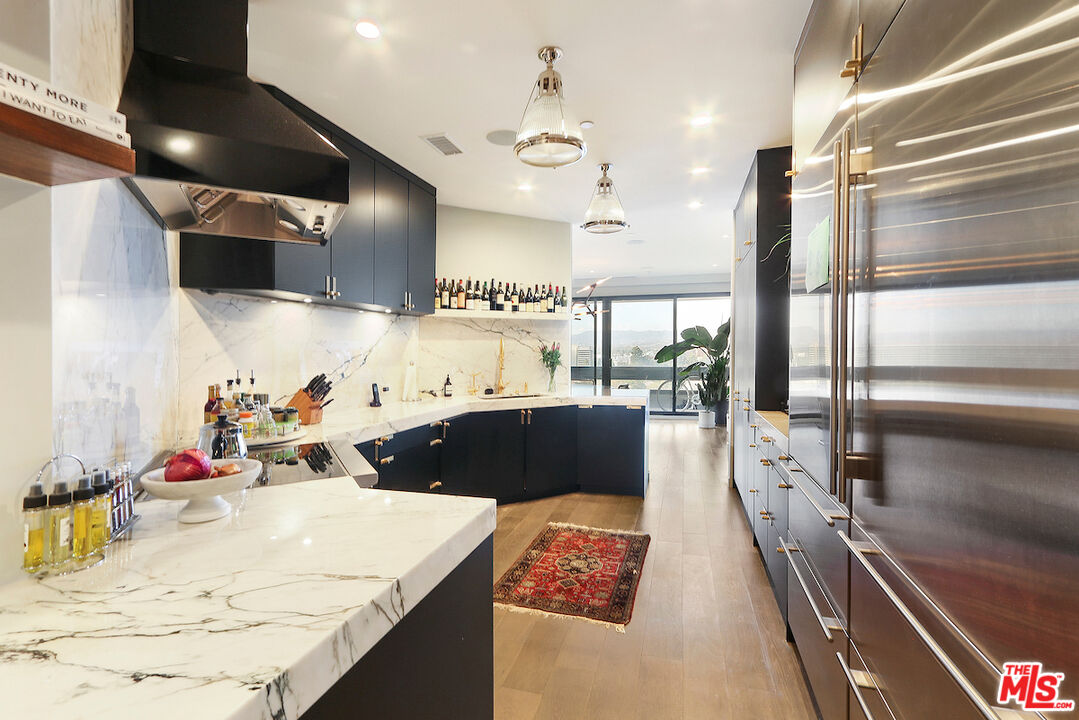 10551 Wilshire Blvd Unit: 1704