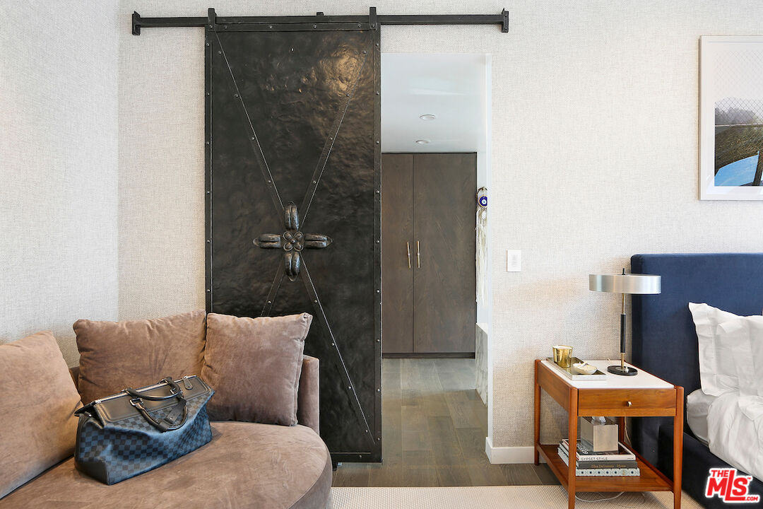 10551 Wilshire Blvd Unit: 1704